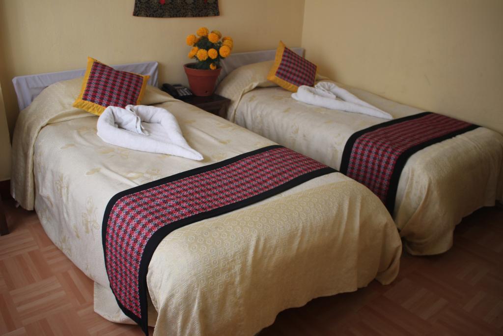 Simrika Homes Bed&Breakfast Kathmandu Rum bild