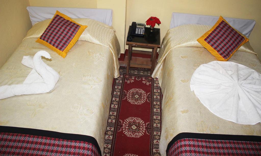 Simrika Homes Bed&Breakfast Kathmandu Rum bild