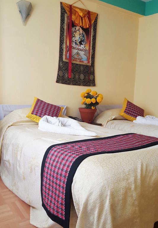 Simrika Homes Bed&Breakfast Kathmandu Rum bild
