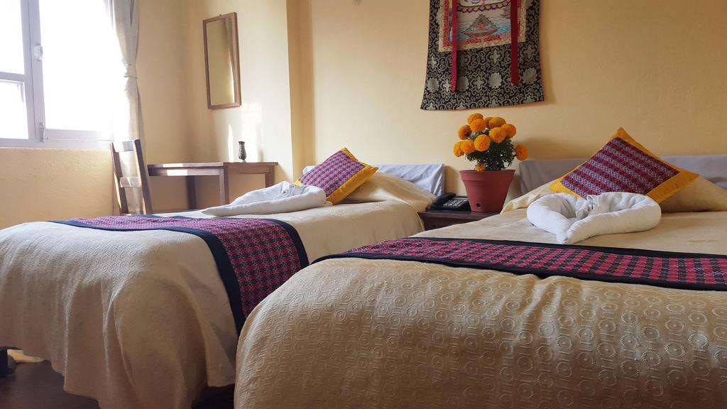 Simrika Homes Bed&Breakfast Kathmandu Rum bild