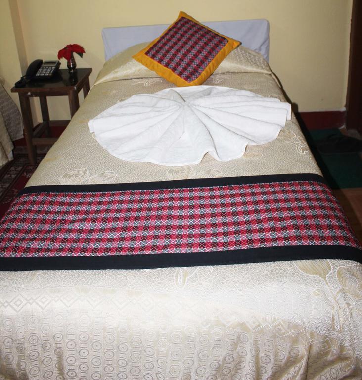 Simrika Homes Bed&Breakfast Kathmandu Rum bild
